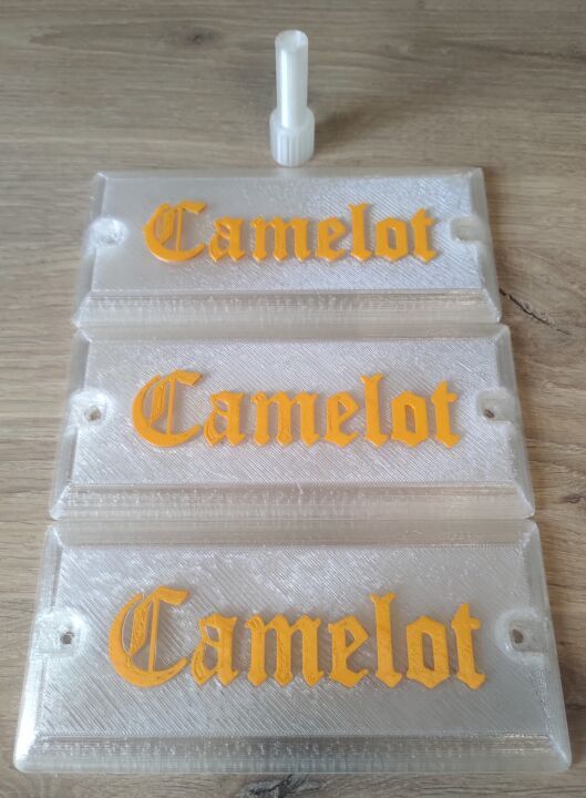 Die letzten 3 lampenabdeckungen und die kurbel verlaengerung
