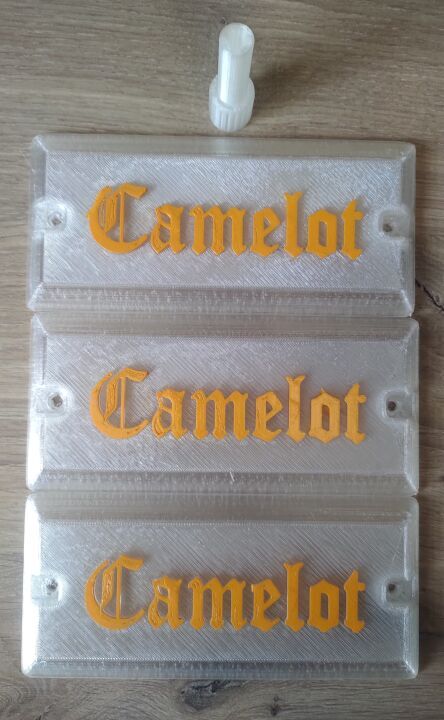 Die letzten 3 lampenabdeckungen und die kurbel verlaengerung