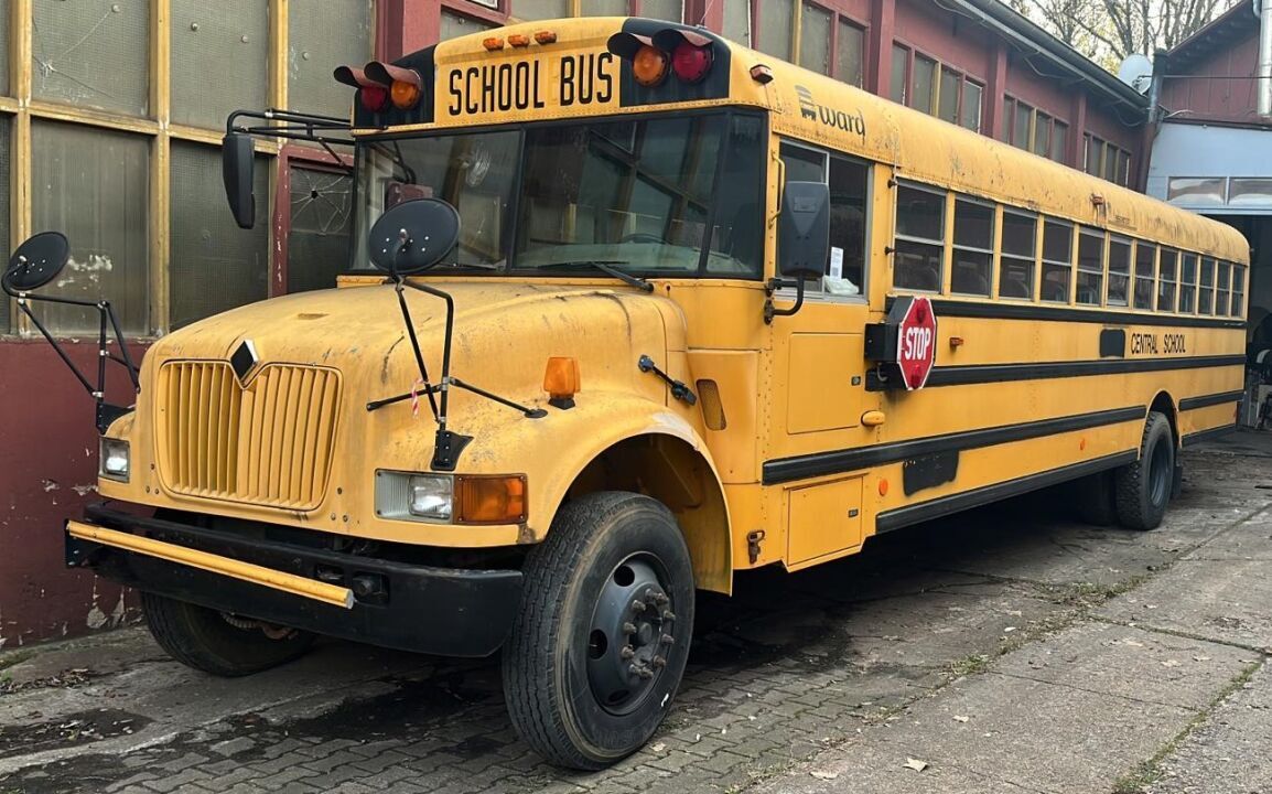 Camelot – der Schoolbus