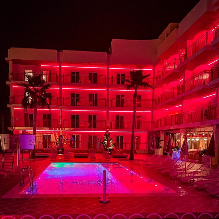Hotel romeo pool by night