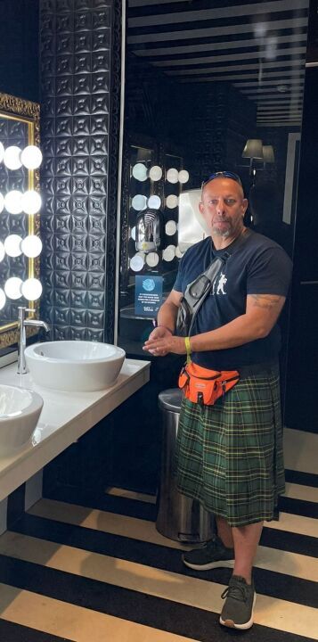 Toto in der hardrock cafe toilette