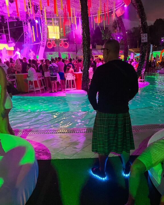 Toto poolparty