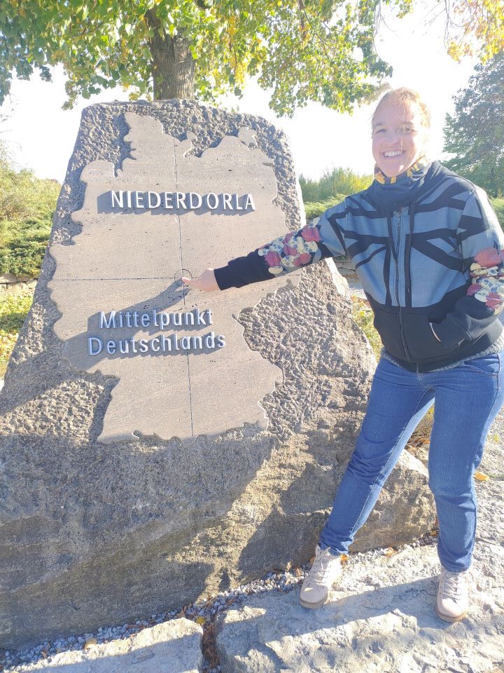 Kati an einem mittelpunkt deutschlands niederdorla